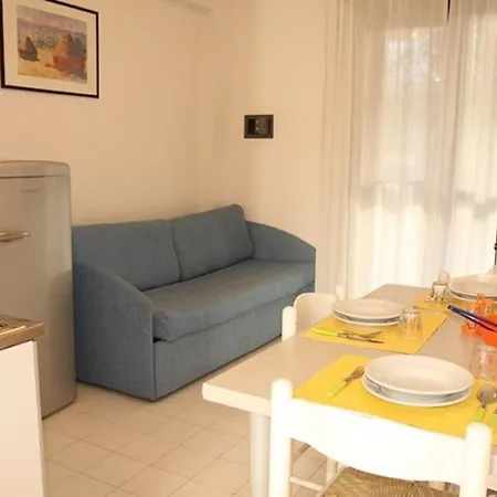 Glenn 2 Apartment *